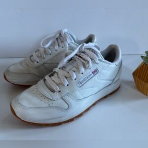 Reebok Women’s Classic White (Size 7.5)